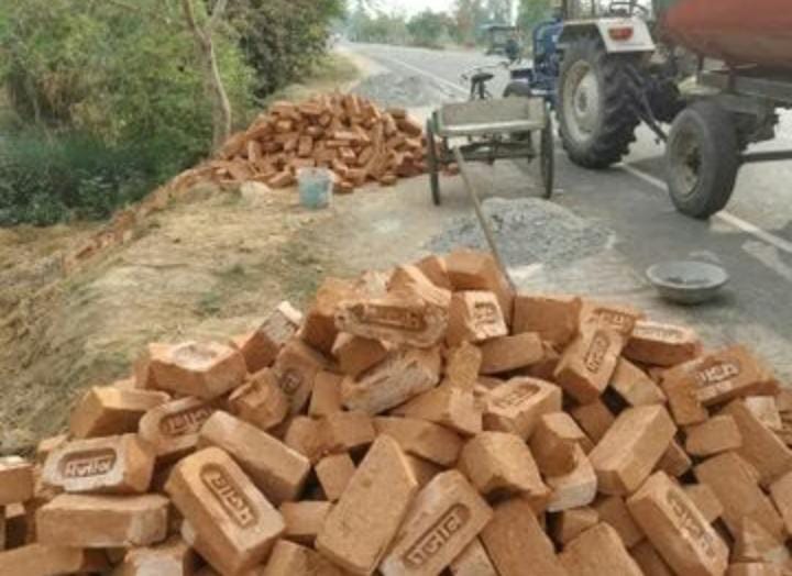 महादेवा क्षेत्र में वृक्षारोपण योजना पर सवाल, ट्री गार्ड निर्माण में घटिया सामग्री का आरोप