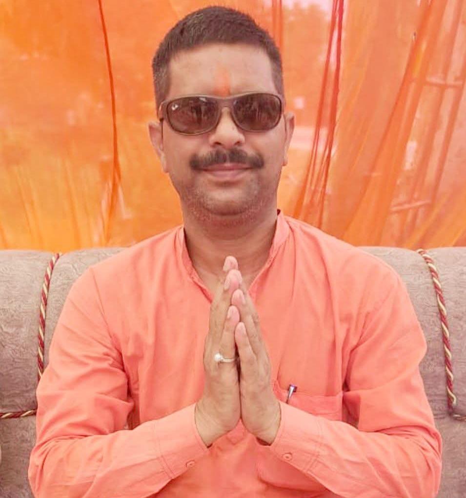 “बढ़ते वैश्विक तनाव के बीच ‘नए गांधी’ की तलाश: शांति और संवाद के नेतृत्व का गहराता संकट”