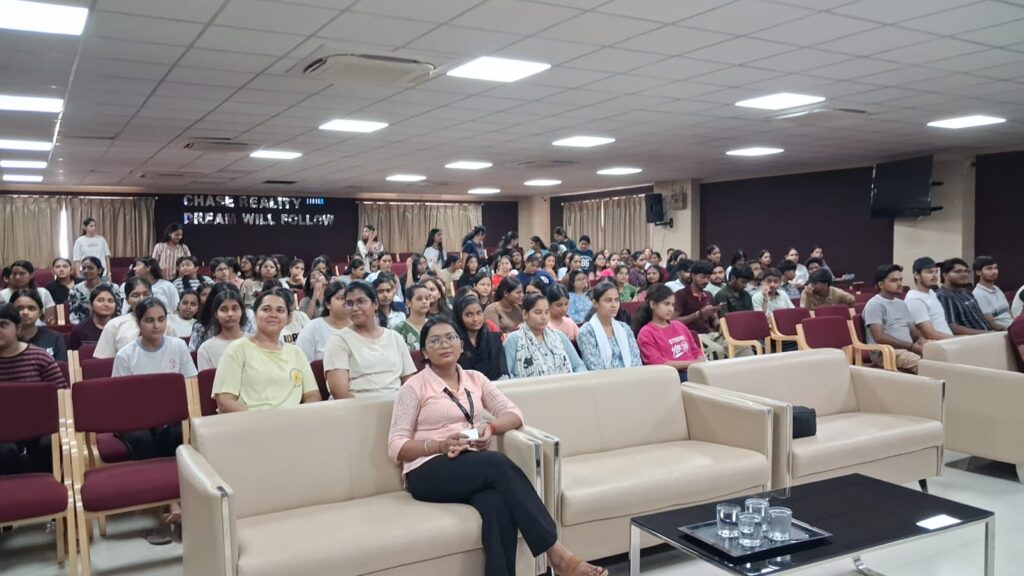 प्रधानमंत्री के ‘मन की बात’ से जुड़े एसआरएमयू के सैकड़ों विद्यार्थी, नशामुक्त भारत का लिया संकल्प !