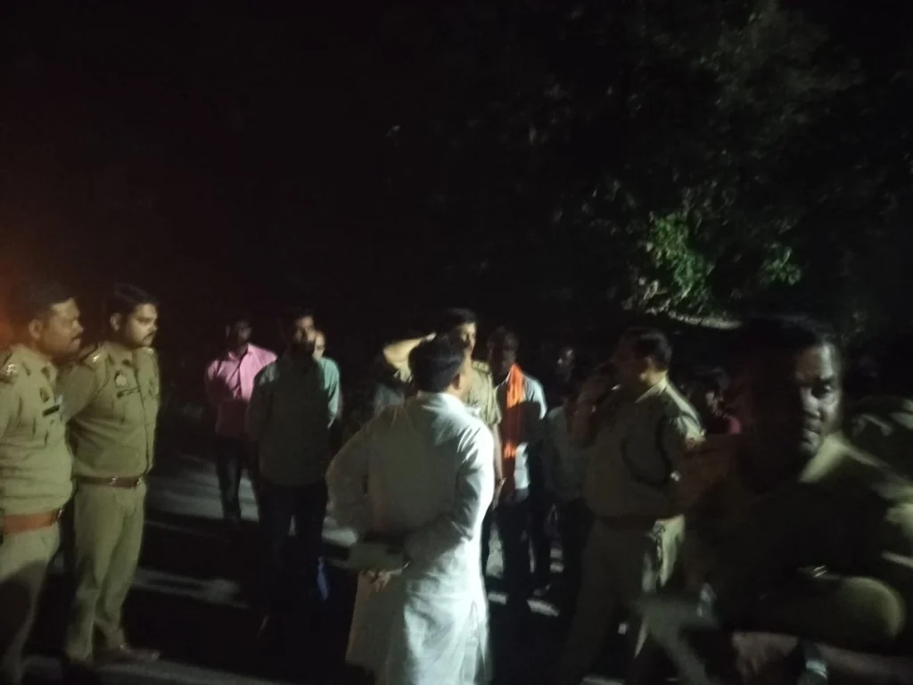 बाराबंकी में जौहरी से लूट की कोशिश, बदमाशों ने चलाईं चार गोलियां