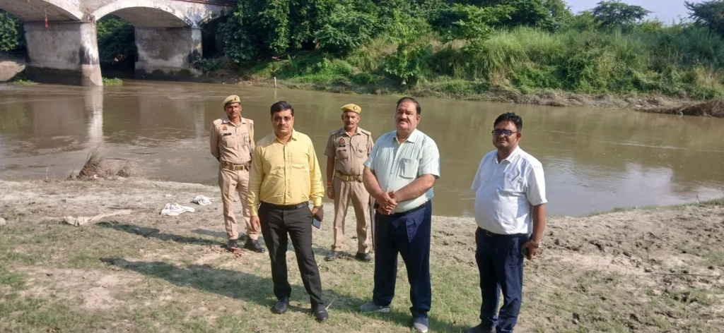 बाराबंकी के रामसनेहीघाट में दुर्गा मूर्ति विसर्जन को लेकर प्रशासन अलर्ट, सुरक्षा के कड़े इंतजाम
