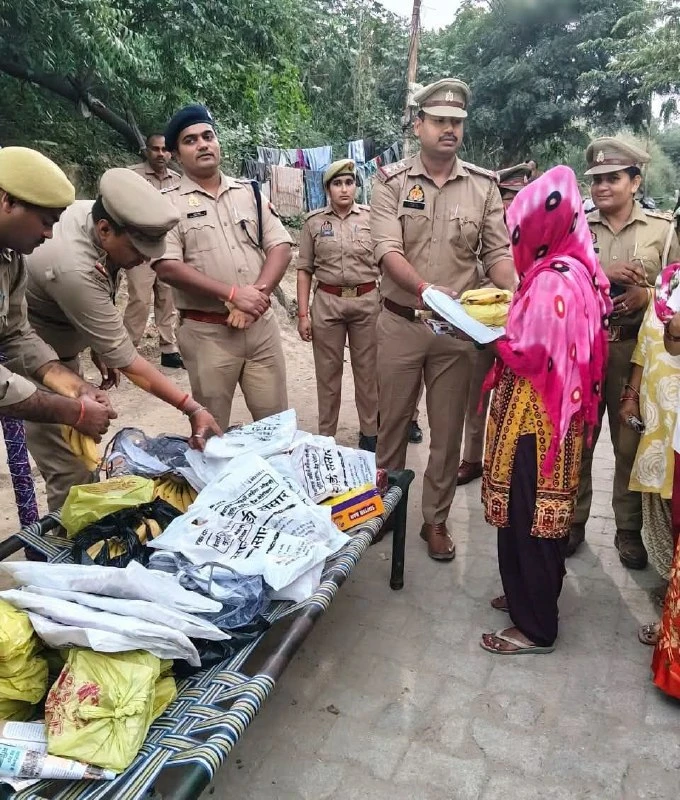आगरा पुलिस का मिशन शक्ति अभियान शुरू, महिलाओं की सुरक्षा के लिए तैनात की गईं एंटी रोमियो टीमें
