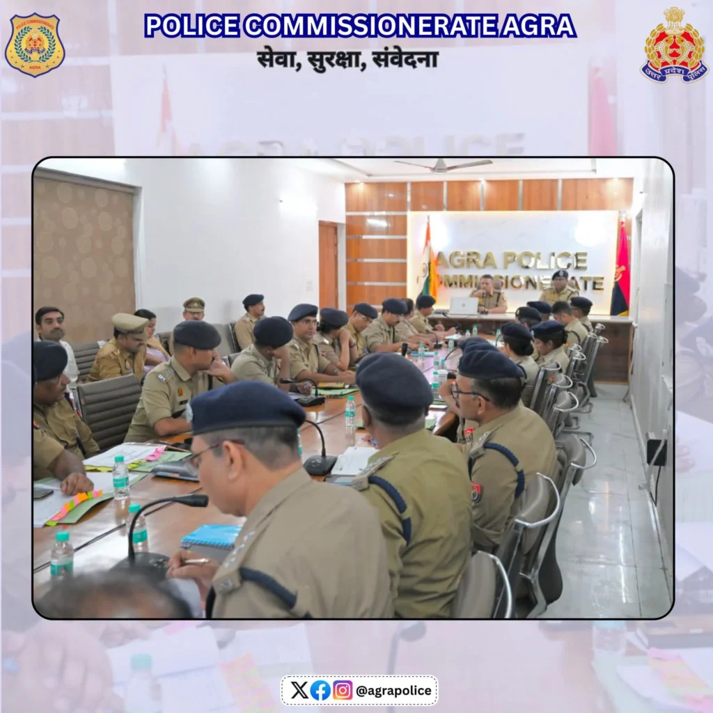 आगरा पुलिस कमिश्नर ने सुरक्षा व्यवस्था की समीक्षा की, PET परीक्षा के लिए कड़े निर्देश जारी